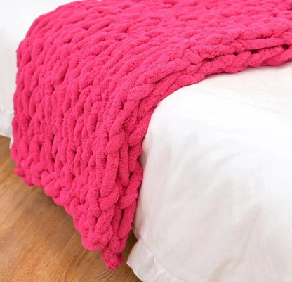 Plush Heavy Knit Blanket, Soft Cable Throw for Home