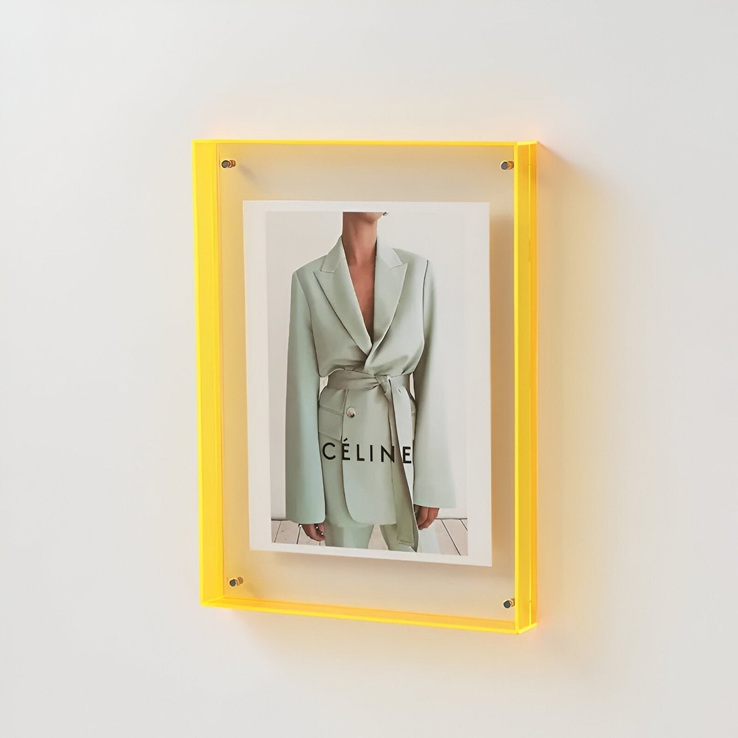 Vibrant Glass Picture Frame – Modern Display