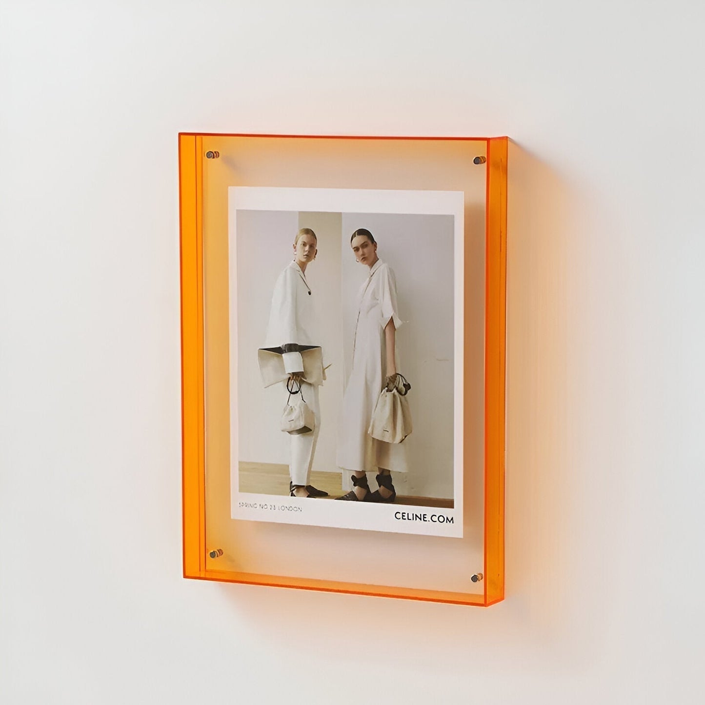 Vibrant Glass Picture Frame – Modern Display