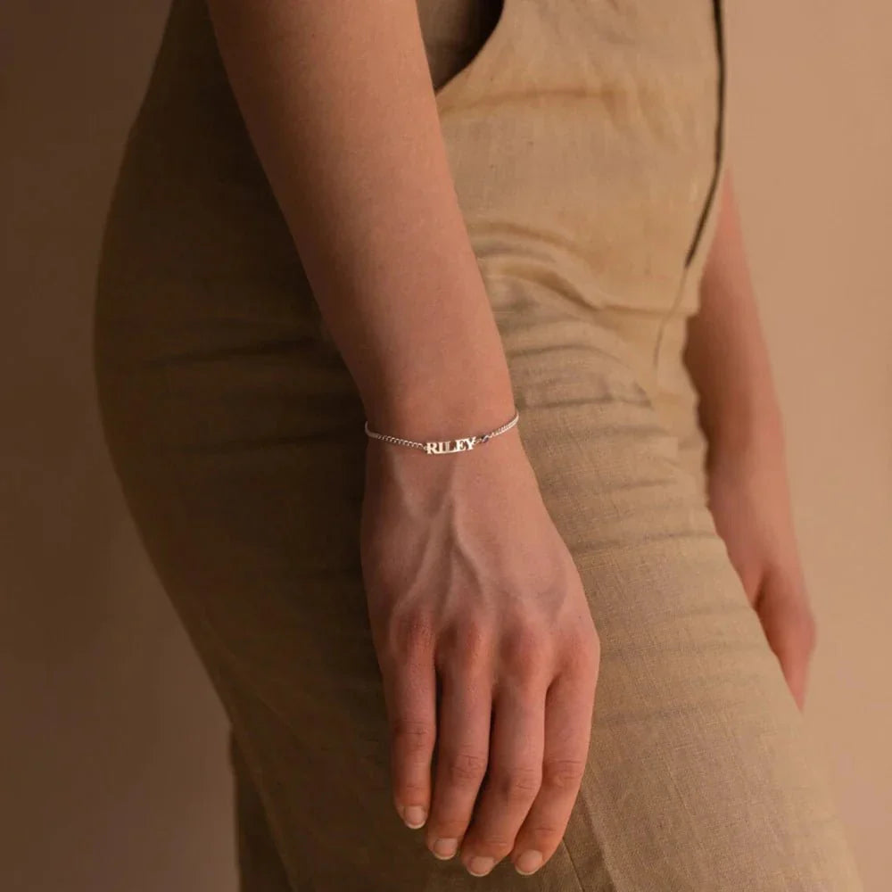 Personalized Engraved Name Bar Bracelet - Halri