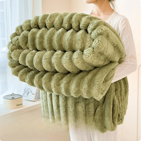 Cozy Halri Soft Plush Throw Blanket