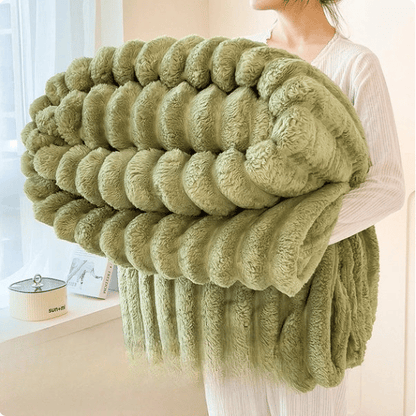 Cozy Halri Soft Plush Throw Blanket