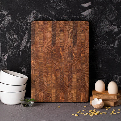 Durable Hardwood Cutting Board for Home and Pro Use