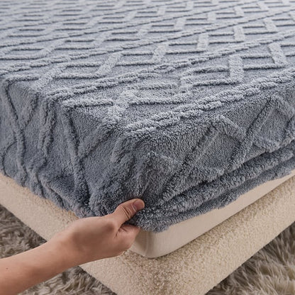 Soft Plush Flannel Blanket for All Seasons