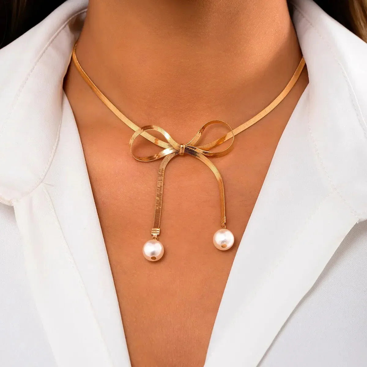 Delicate Herringbone Pearl Bow Necklace - Halri