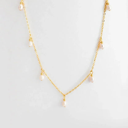 Halri | Elegant White Pearl Pendant Necklace