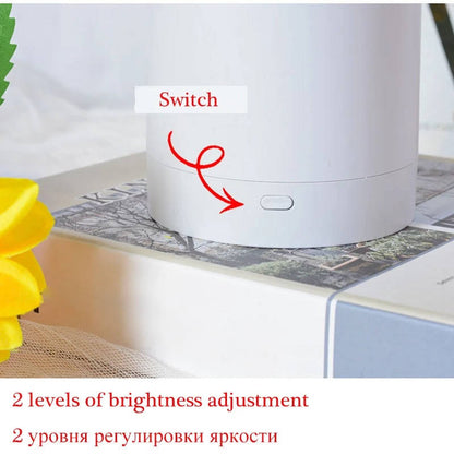 Bright Floral Table Lamp