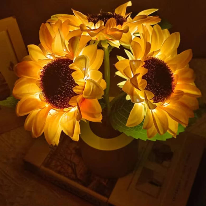 Bright Floral Table Lamp