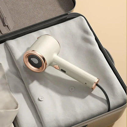 Sleek Wrinkle-Free Garment Steamer - Halri