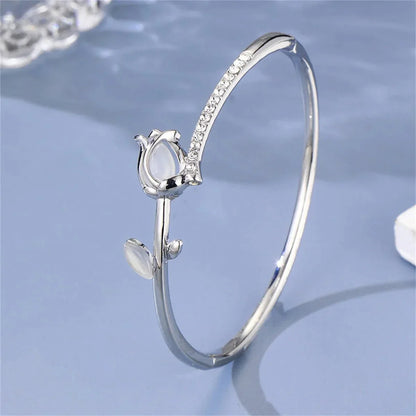 Luxurious Flower Opal Diamond Ladies Bracelet - Halri