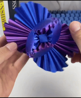 Cool Fidget Ball Stress Relief Toy - Halri
