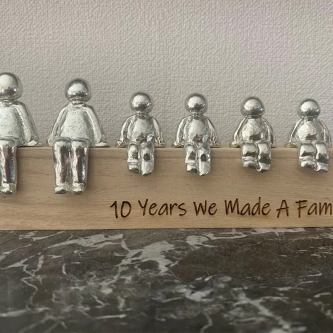Lovely Family Figurine Statue - Halri