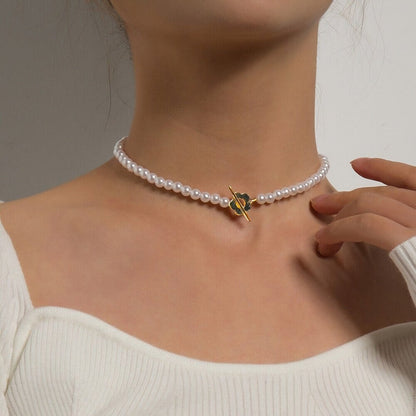 Delicate Flower Pendant Chain Necklace
