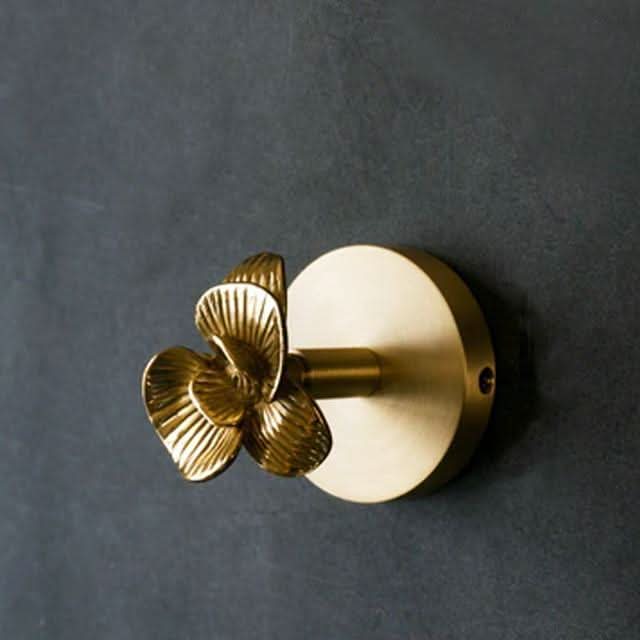 Vintage Animal Wall Hook Rack with Gold Finish