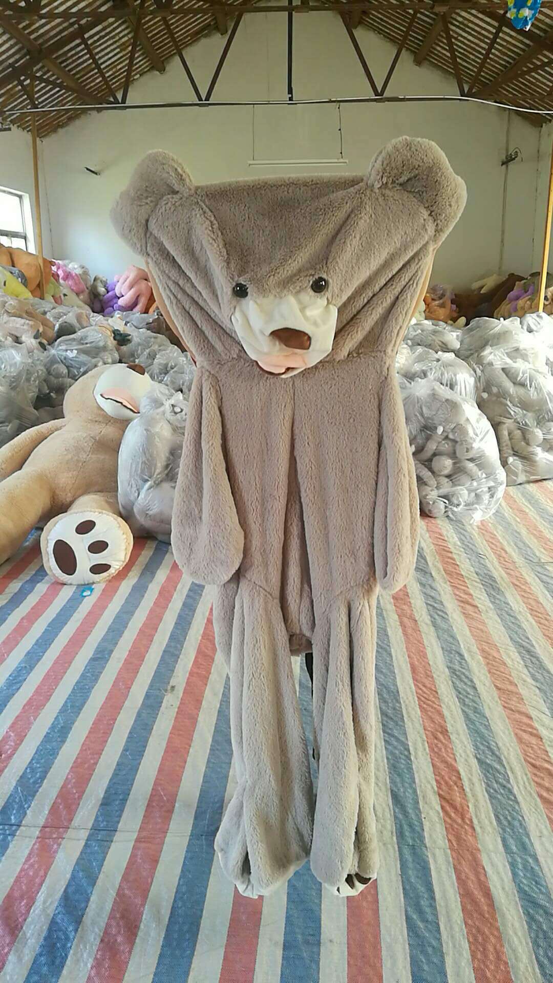 Big Cuddly Teddy Bear - Soft Hug Buddy