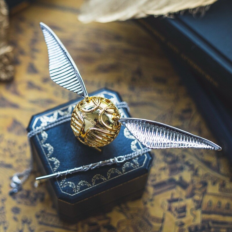 Elegant Rose Gold Ring Storage Box