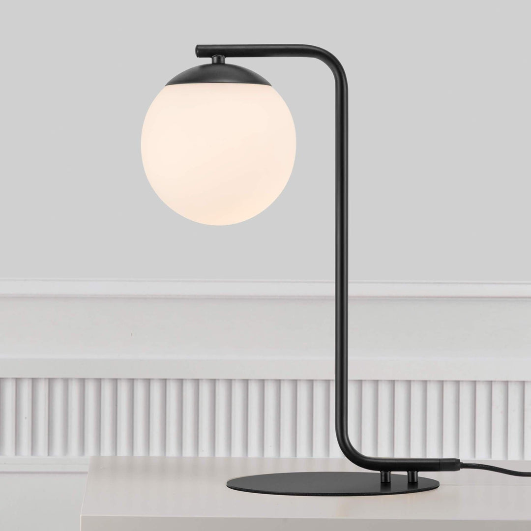 Elegant Black Luxury Desk Lamp - Halri