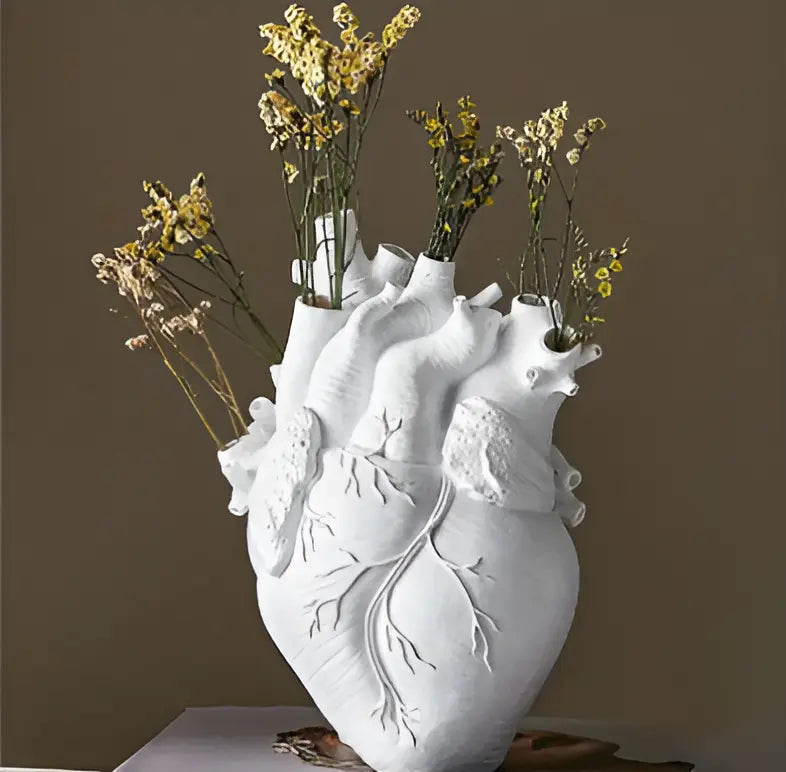Halri | Greek Inspired Heart-Shaped Vase - Elena