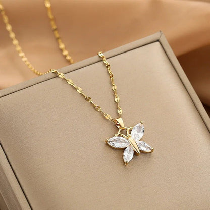 Delicate Chic Necklace Set