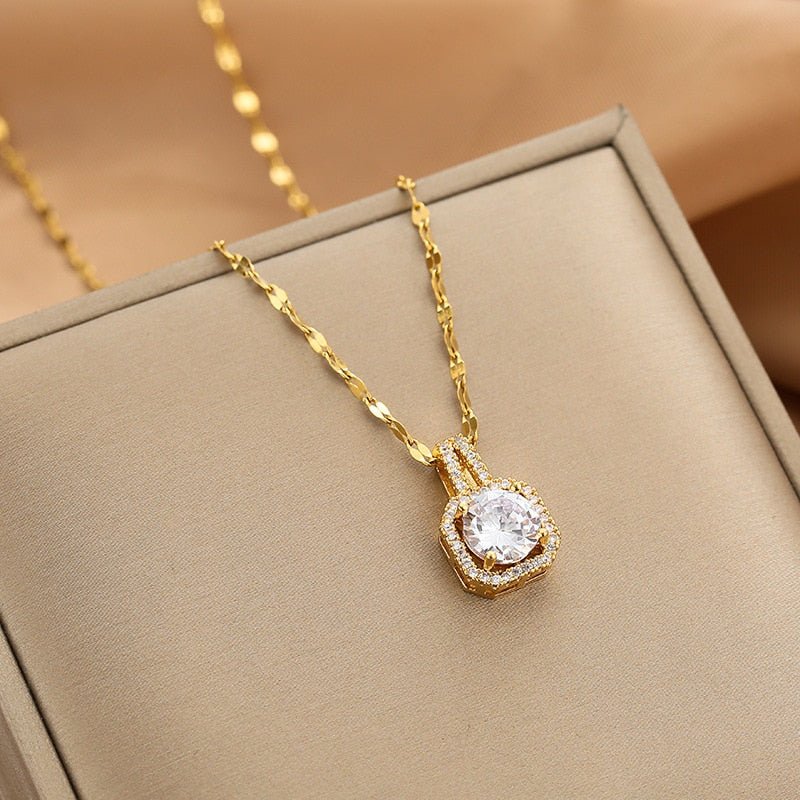 Delicate Chic Necklace Set
