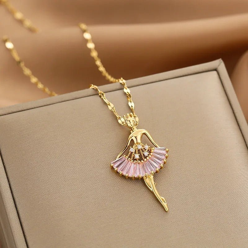 Delicate Chic Necklace Set