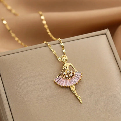Delicate Chic Necklace Set