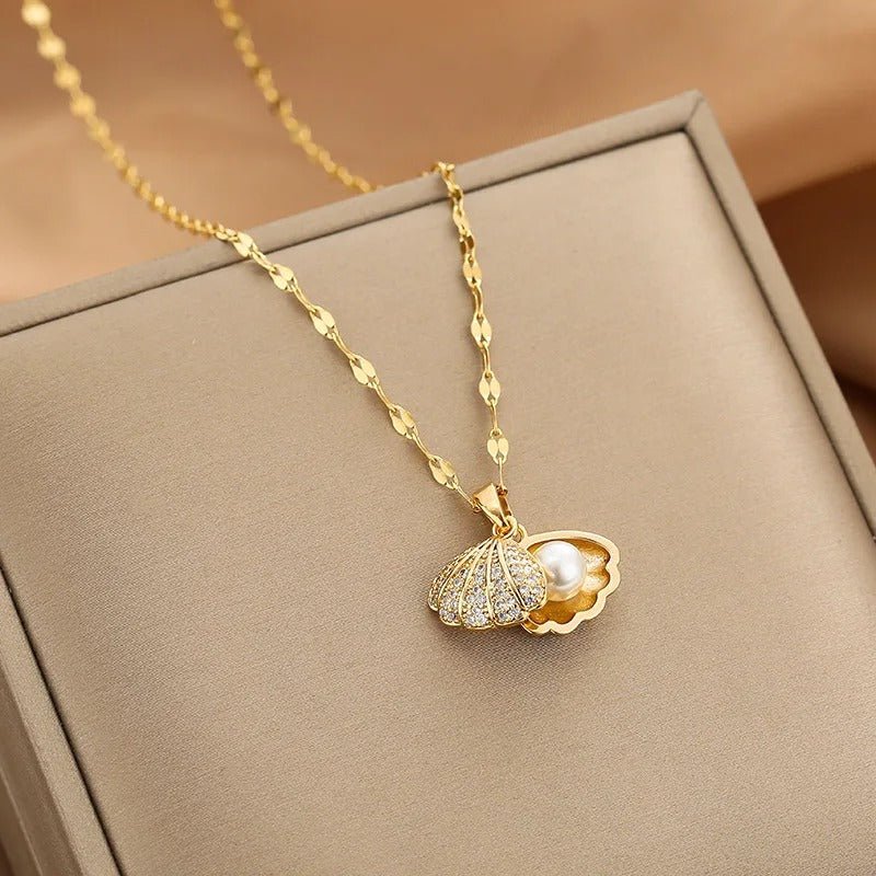 Delicate Chic Necklace Set