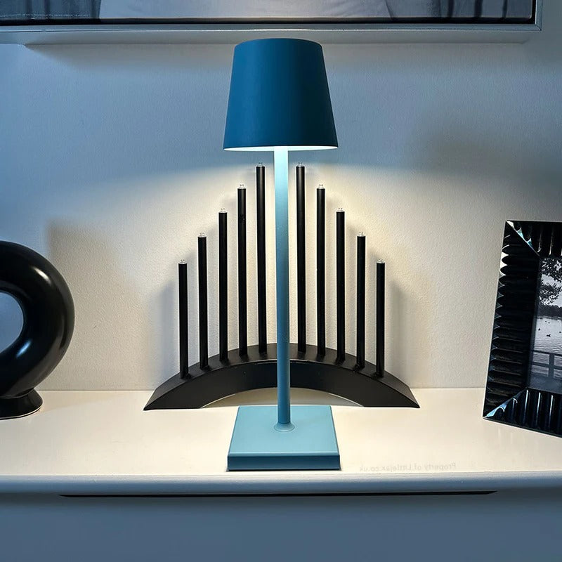 Sleek Wireless Modern Desk Lamp