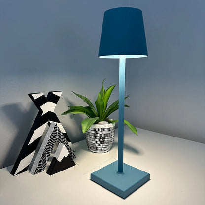Sleek Wireless Modern Desk Lamp