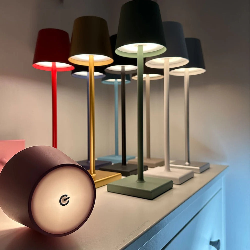 Sleek Wireless Modern Desk Lamp