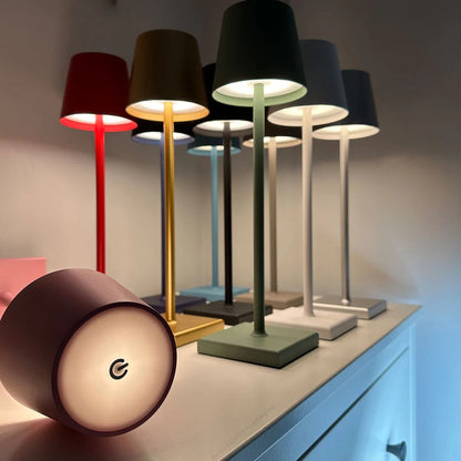 Sleek Wireless Modern Desk Lamp