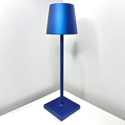 Sleek Wireless Modern Desk Lamp
