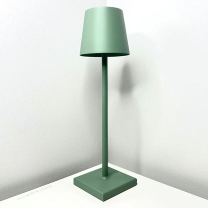Sleek Wireless Modern Desk Lamp
