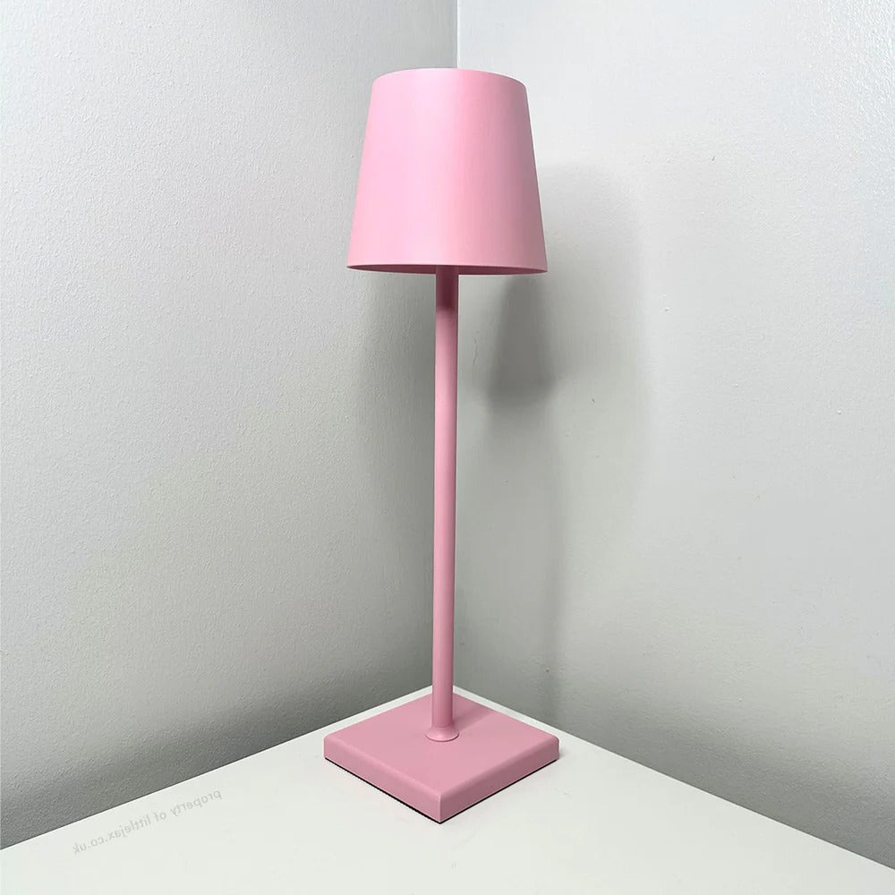 Sleek Wireless Modern Desk Lamp