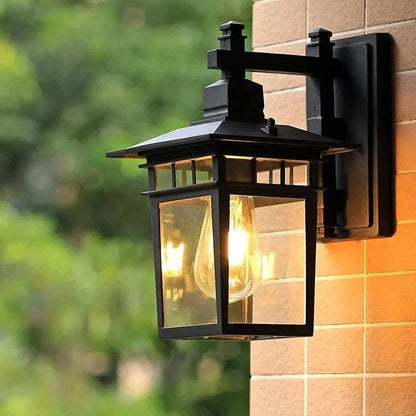 Weatherproof Garden Lamp
