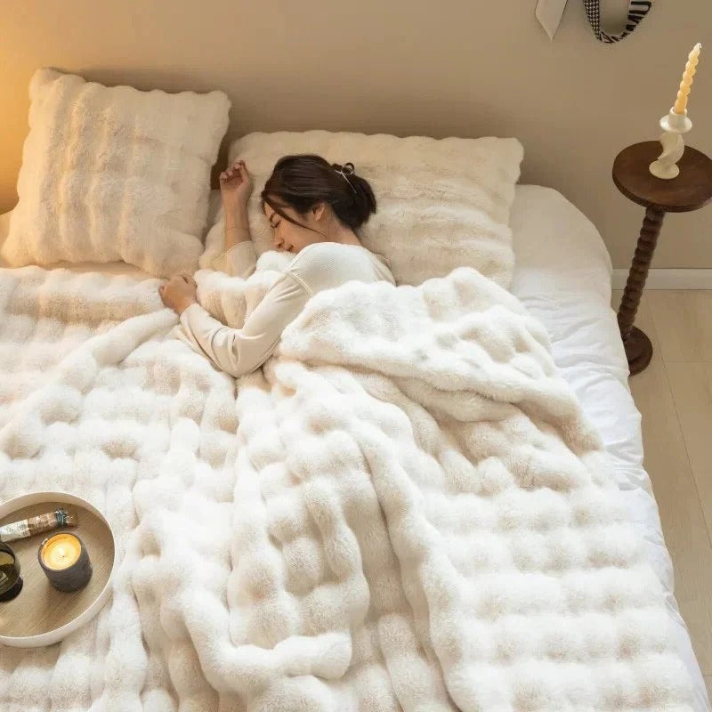 Year Round Soft Throw Blanket