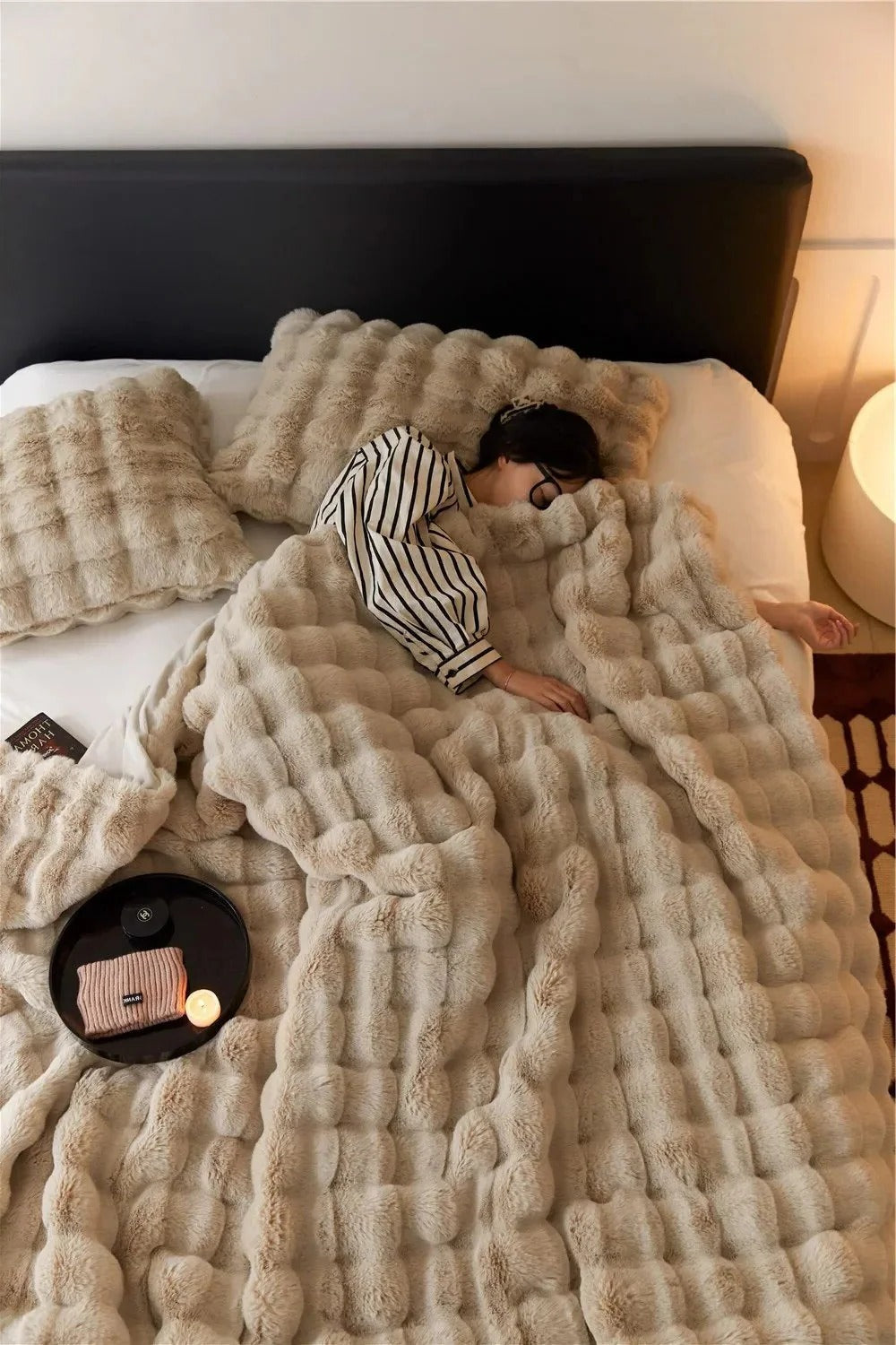 Year Round Soft Throw Blanket - Halri