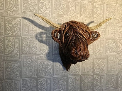Farmhouse Style Metal Cow Decoration