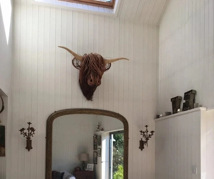Farmhouse Style Metal Cow Decoration