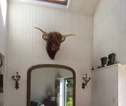 Farmhouse Style Metal Cow Decoration