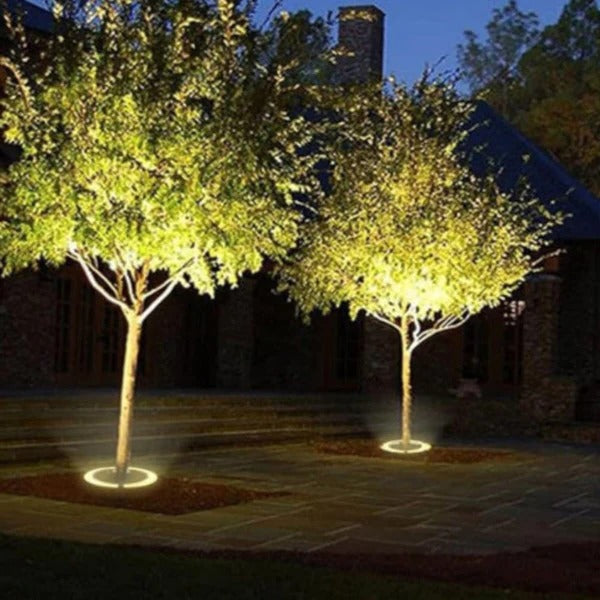 Bright Outdoor Garden Spotlight - Halri
