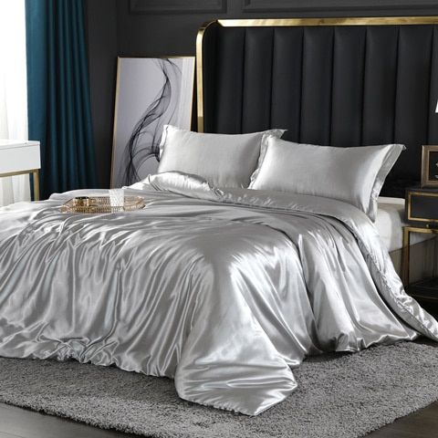 Soft 4-Piece Premium Silk Bed Set