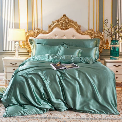 Soft Luxe Bedding Set with Pillowcases and Fitted Sheet