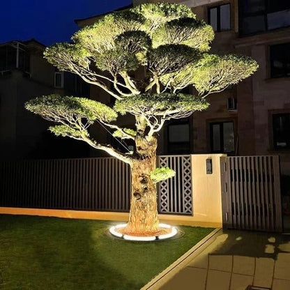Bright Outdoor Garden Spotlight