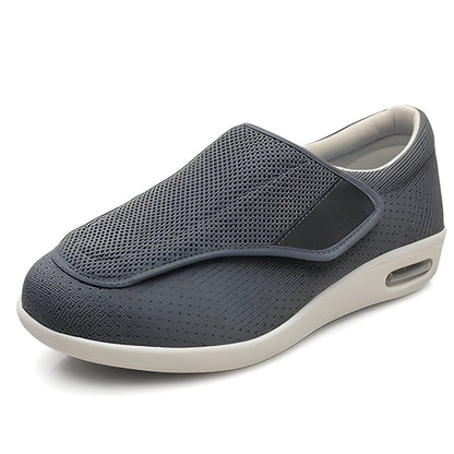Comfortable Extra Wide Men's Shoes for Sensitive Feet