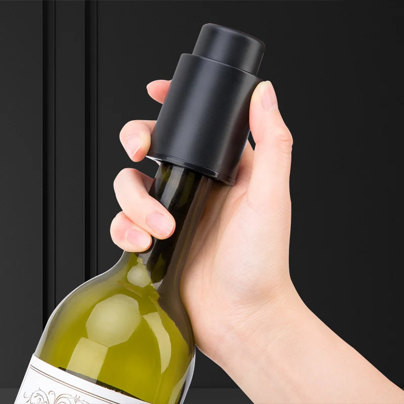 Wine Saver Vacuum Stopper with Date Keeper - Halri