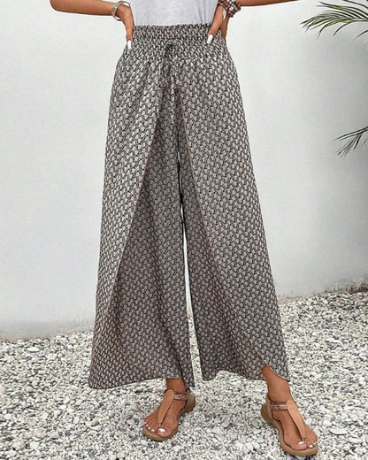 Ladies' Pants With Chic Pattern