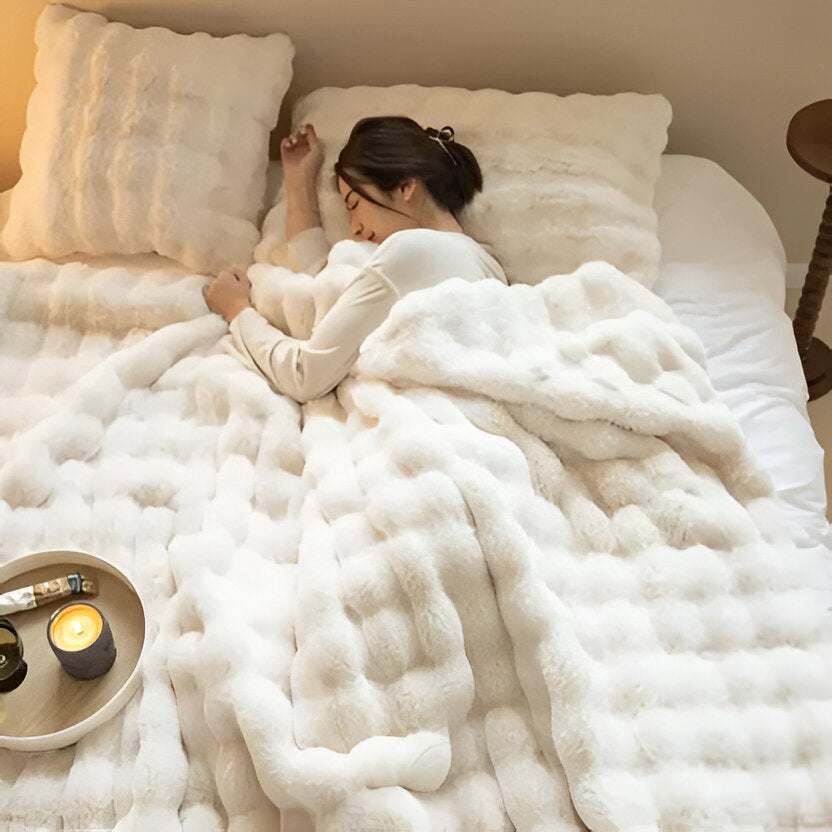 Cozy Plush Throw Blanket with Classic Style