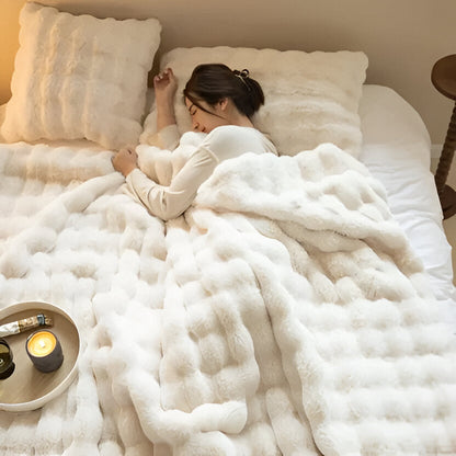 Cozy Plush Throw Blanket with Classic Style