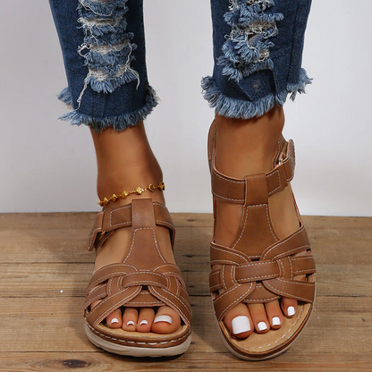 Comfortable Women's Adjustable Sandals - Halri